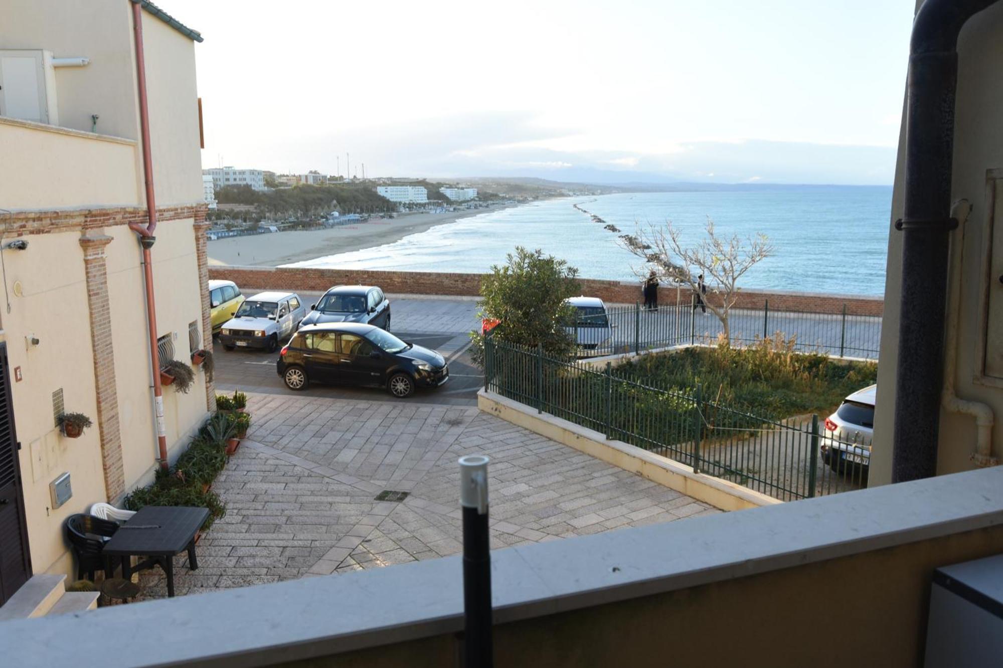 La Casa Di Anna Al Faro Bed and Breakfast Termoli Eksteriør billede